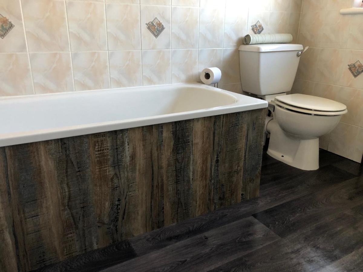 Moneydarragh Cottage With Uninterrupted Mountain And Sea Views- Hot Tub Available For Hire Annalong Exterior foto